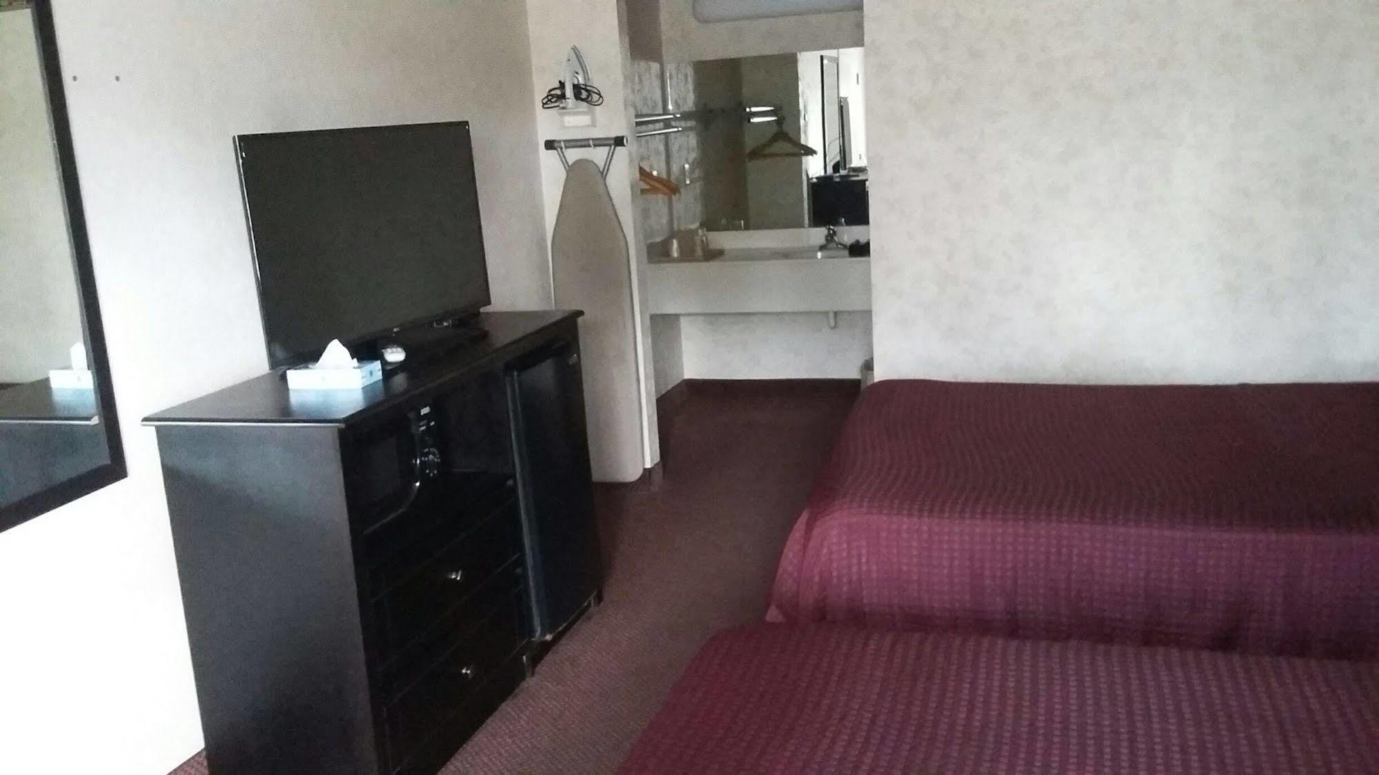 Deer Field Inn Osceola Екстер'єр фото